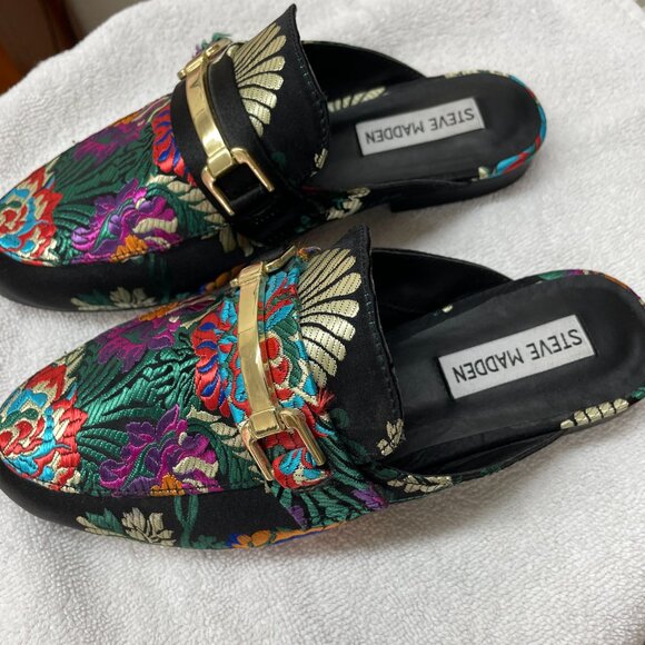 Steven Madden Slip On Shoes 5.5 - Picture 2 of 5